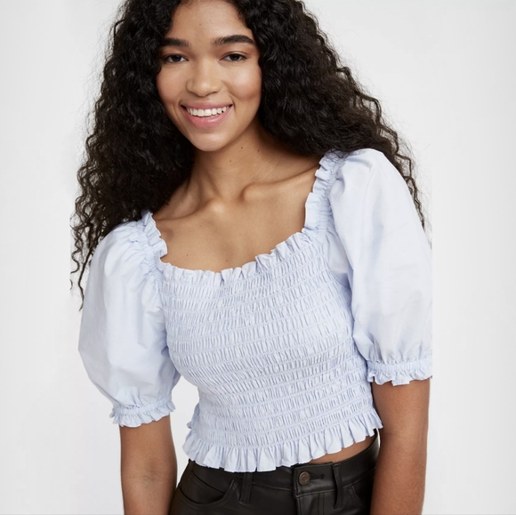 LEVI'S - NWT Rey Smocked Short Sleeve Blouse - Picture 1 of 10